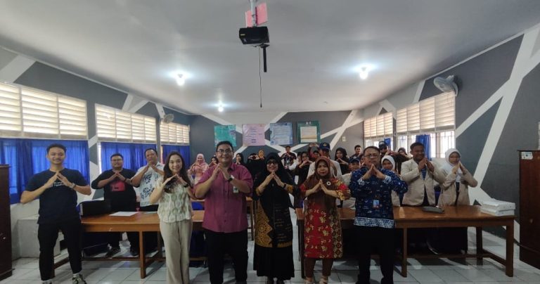 Kegiatan Riset Pemanfaatan dan Pengembangan Rumah Pendidikan Bersama Pusdatin Kemendikdasmen Digelar di SMPN 33 Makassar