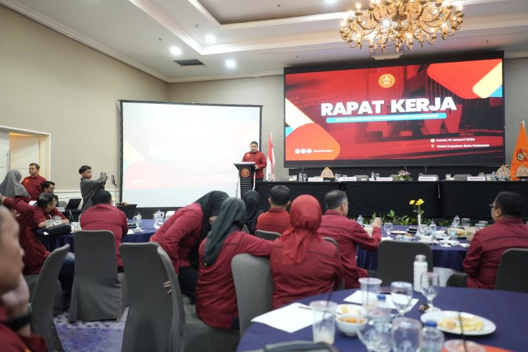 Wali Kota Munafri Ajak Alumni FH Unhas Perkuat Peran dan Kontribusi
