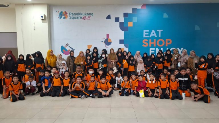 SDI Unggulan Puri Taman Sari Gelar Outing Class Nonton Bareng di Studio CGV di Mall Panakukang