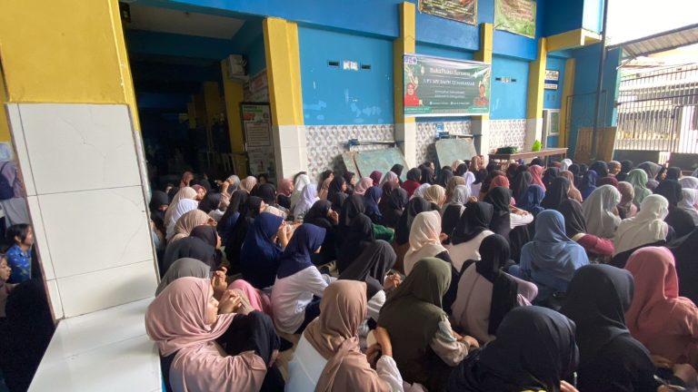 Menjelang Berbuka, SMPN 22 Makassar Gelar Zikir Bersama Perkuat Spiritualitas Ramadan
