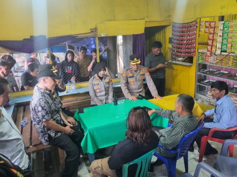 Ricuh di Satando: Warga Hadang Petugas, Polisi Turun Tangan