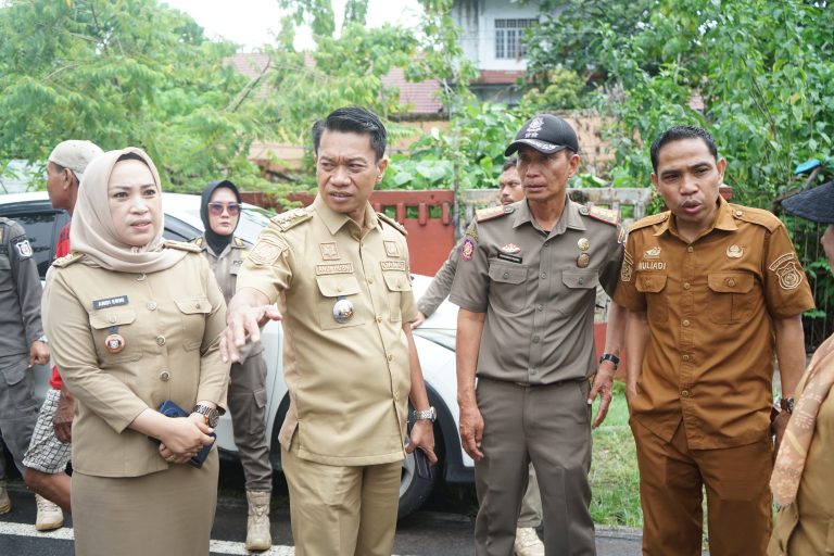 PKL Tak Tertib Ditindak, Camat Tallo Turun Langsung ke Lapangan