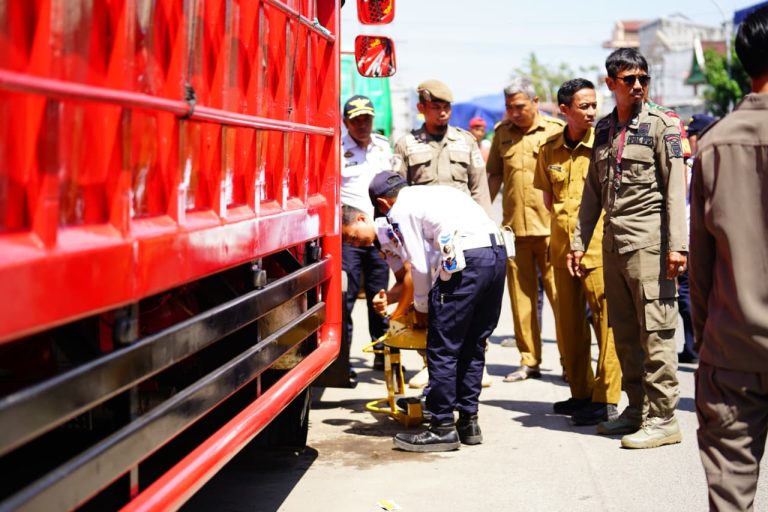 Parkir Sembarangan di Tallo Berujung Tilang, 8 Kendaraan Diamankan