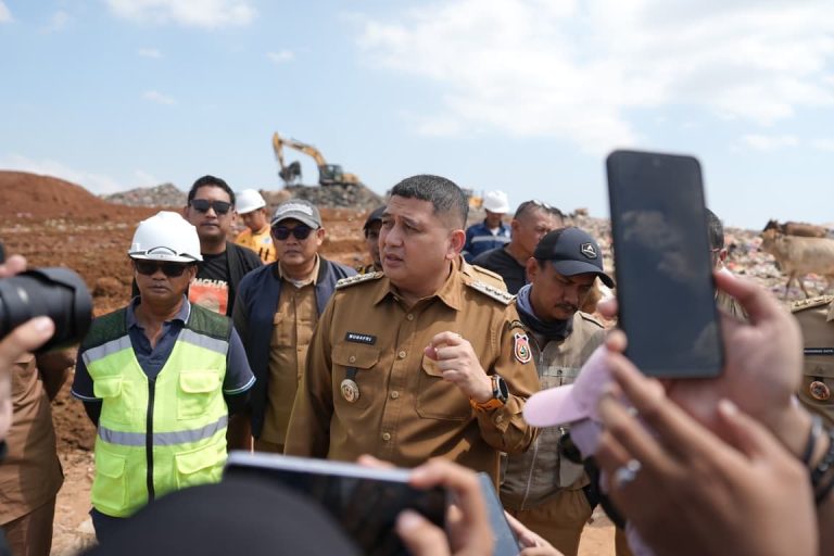 Munafri Tinjau Kolam Lindi TPA Antang, Air Limbah Diperkuat Cegah Pencemaran Lingkungan