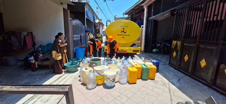 Perluas Jangkauan, BPBD Makassar Distribusikan 5,1 Juta Liter Air Bersih di 62 Kelurahan